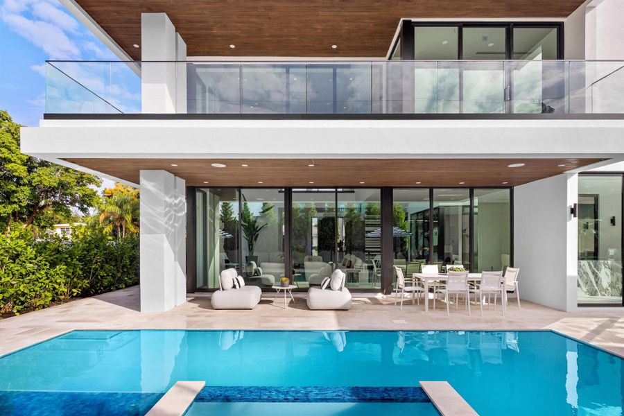 Exterior details and patio area of a home in , Boca Raton (Image 44).