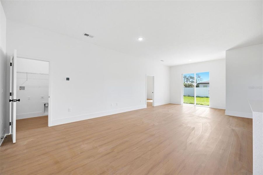 Spacious, unfurnished interior of a new home in , Ocala (Image 18). Spacious, unfurnished interior of a new home in , Ocala (Image 18).