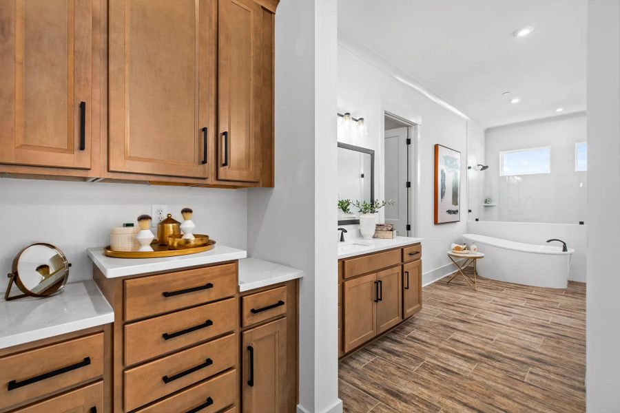 The Wilshire Primary Suite The Wilshire Primary Suite