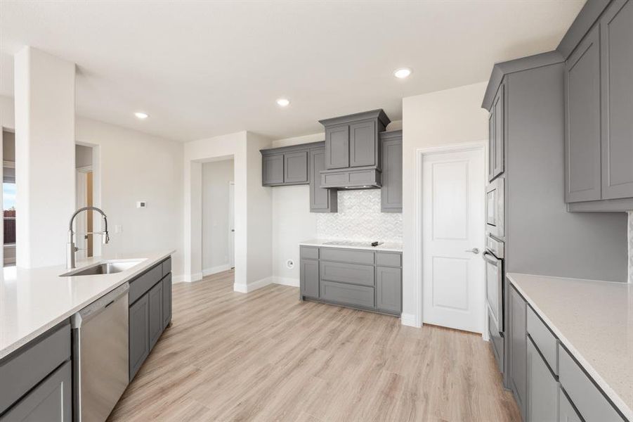 Furnished interior view inside a new home in El Dorado, Granbury (Image 19).