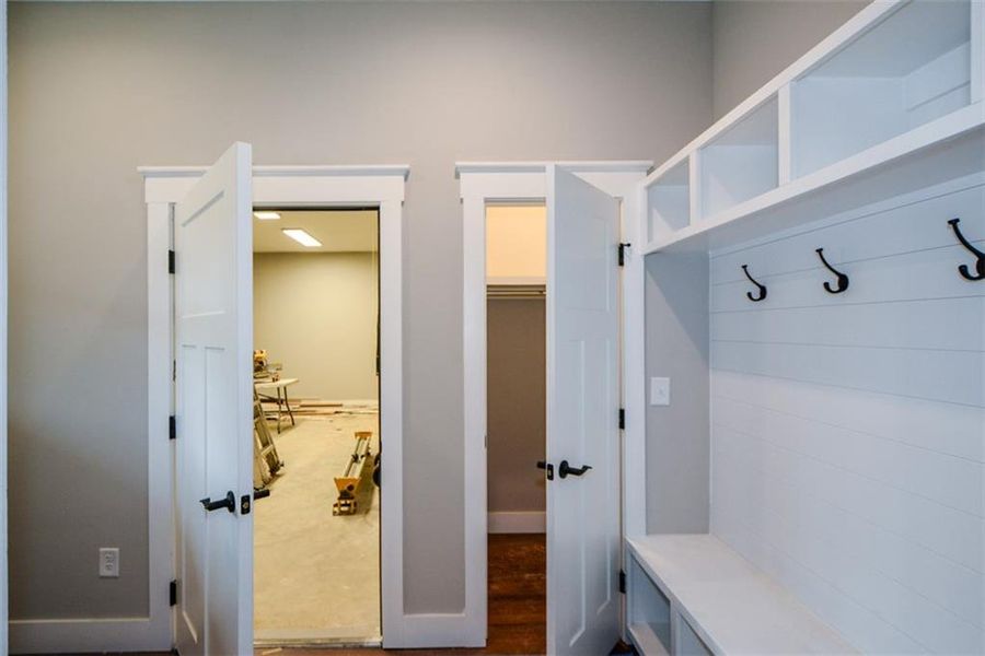 Furnished interior view inside a new home in , Jasper (Image 9).