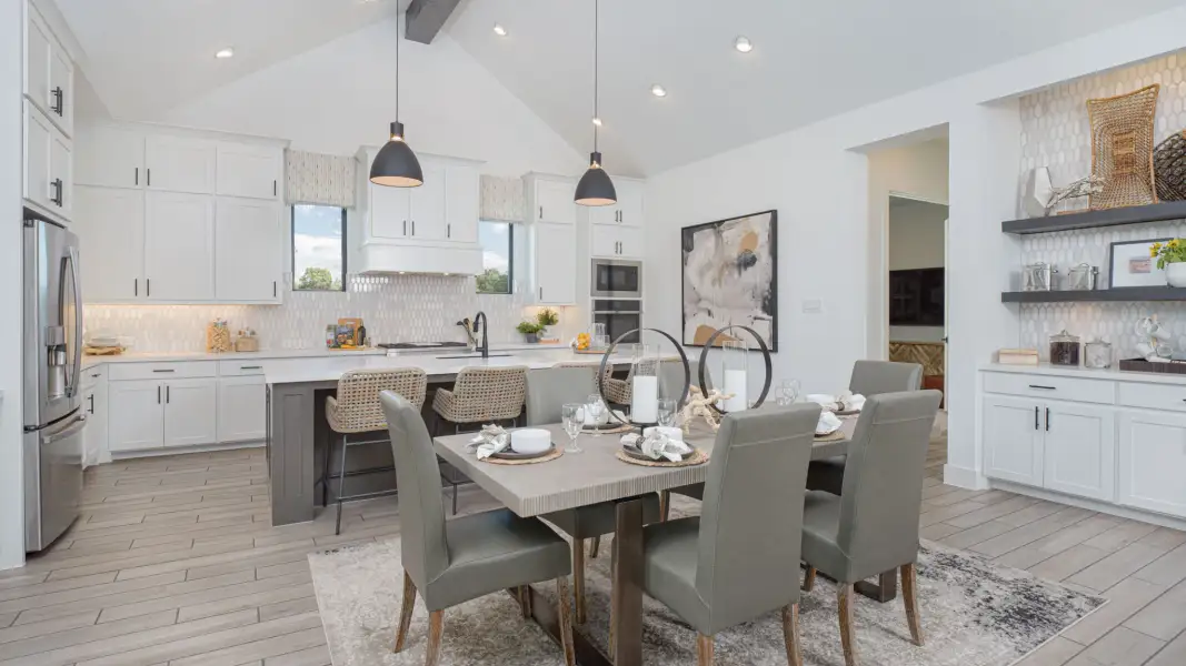 Furnished interior view inside a new home in Sonoma Verde, McLendon-Chisholm (Image 33).