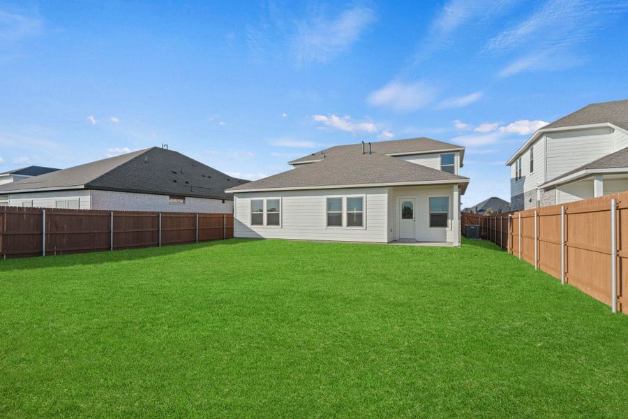 New Home in Heartland, TX.  - Slide 8