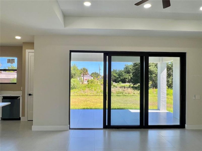 Spacious, unfurnished interior of a new home in , Port Charlotte (Image 54).