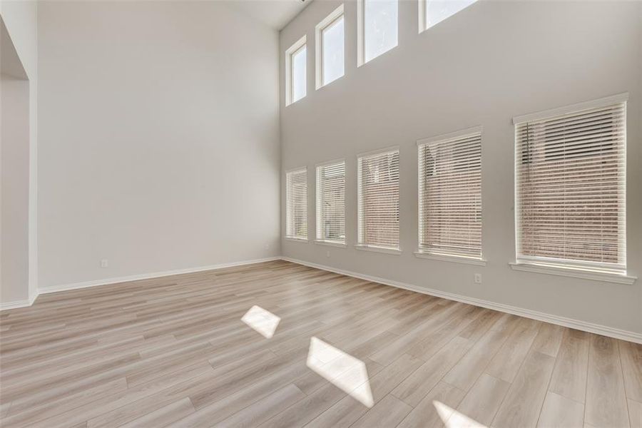 Spacious, unfurnished interior of a new home in Wade Settlement Townhomes, Frisco (Image 13). Spacious, unfurnished interior of a new home in Wade Settlement Townhomes, Frisco (Image 13).