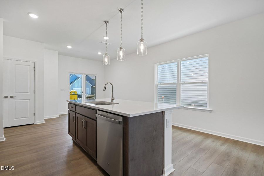 20-web-or-mls-Quarry Rd-S0606-020