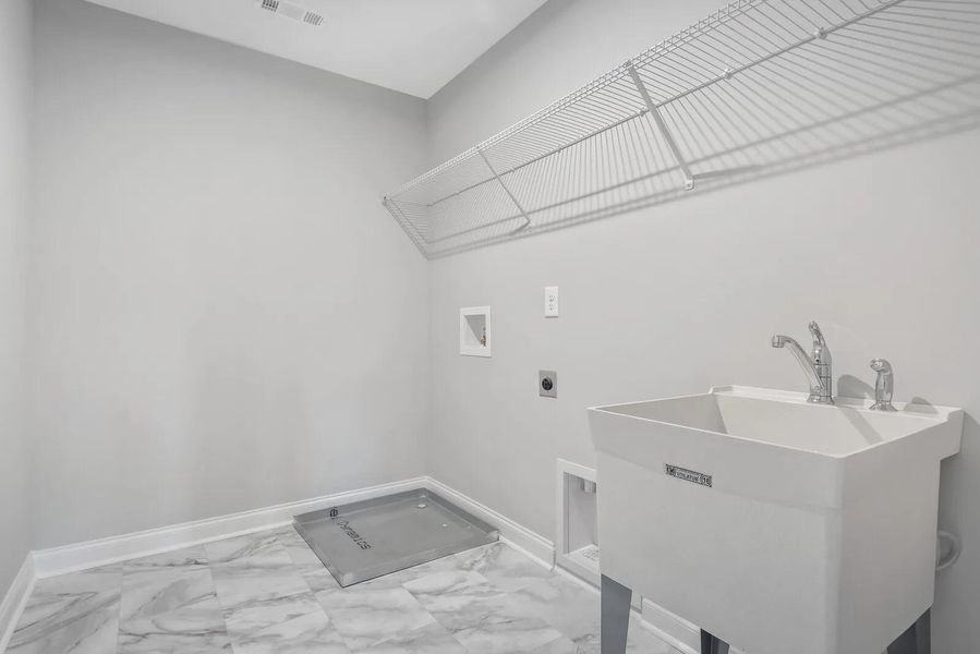 The Leighland B Laundry Room