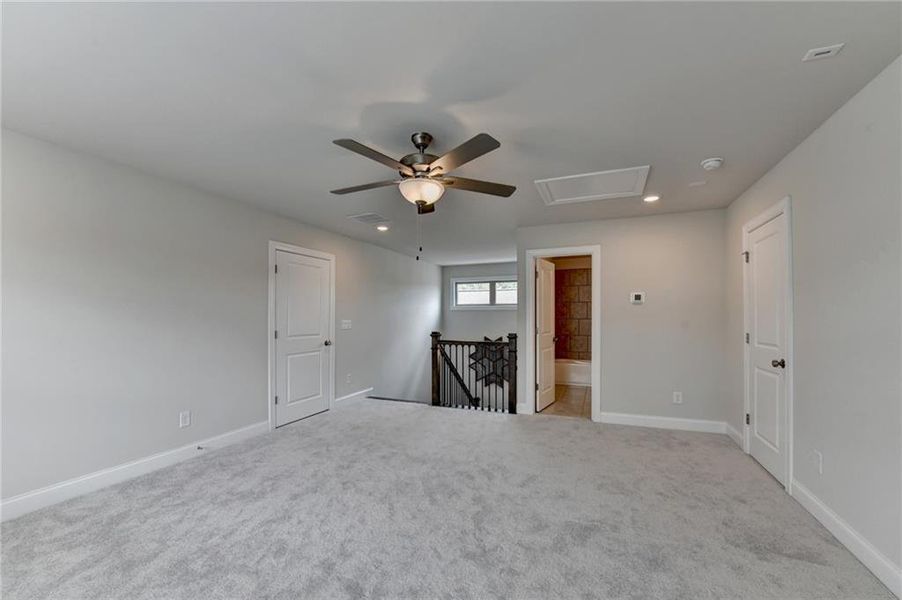 Spacious, unfurnished interior of a new home in , Duluth (Image 19).