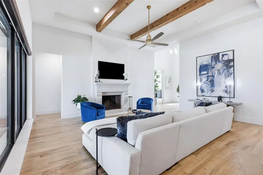 Furnished interior view inside a new home in , Heath (Image 27).