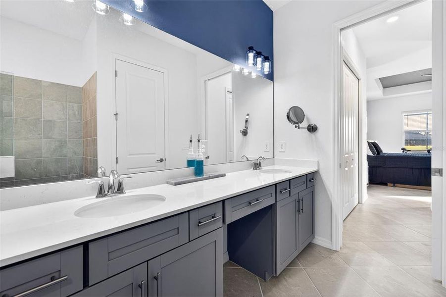 Furnished interior view inside a new home in , Venice (Image 31).