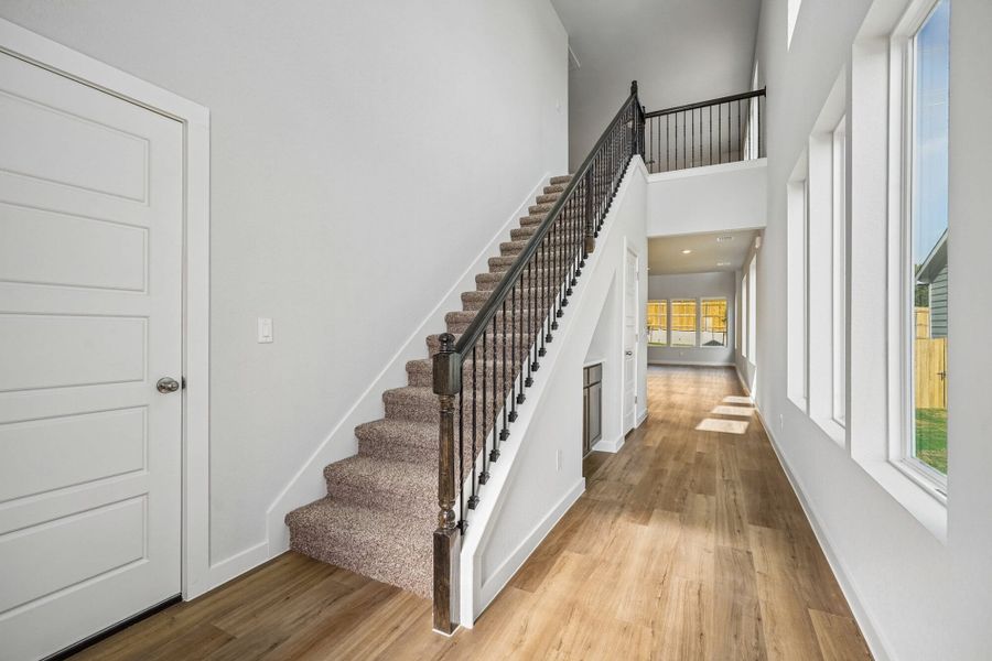 Spacious, unfurnished interior of a new home in The Meadows at Hunters Ranch, San Antonio (Image 33).