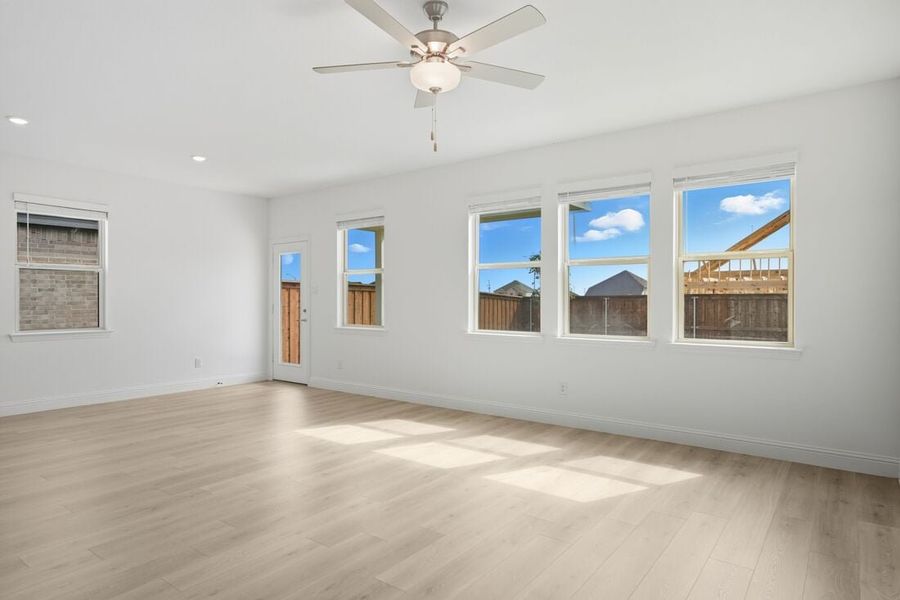 Representative unfurnished interior of a home built from the Rayburn by Taylor Morrison in Madero 50s, Fort Worth (Image 18).