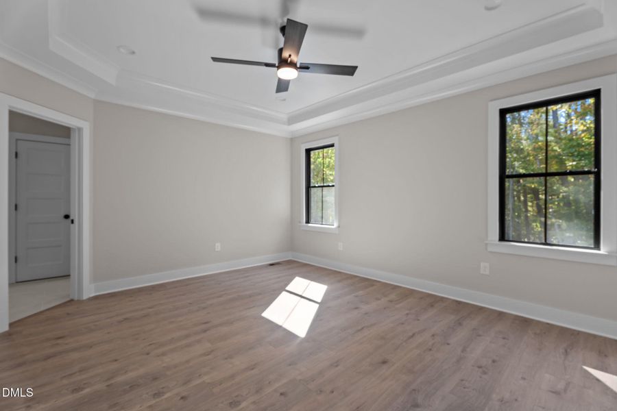 Master bedroom Master bedroom