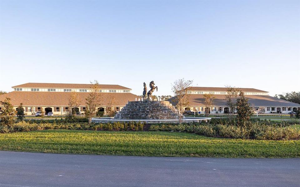 Community amenities in , Myakka City (Image 18).