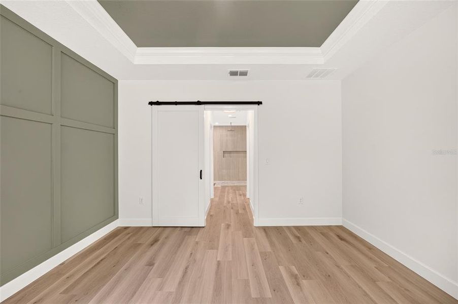 Spacious, unfurnished interior of a new home in , Ocala (Image 16).