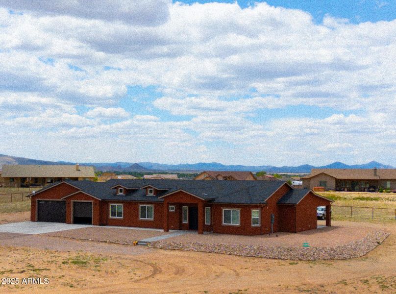 grassvalleyln-House Front - c