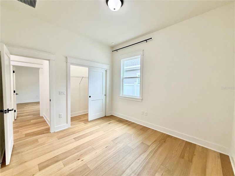 Spacious, unfurnished interior of a new home in , Gainesville (Image 34).