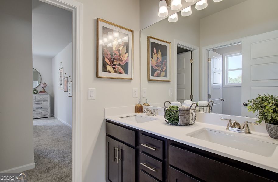 Furnished interior view inside a new home in Mallard’s Landing, Jefferson (Image 59).