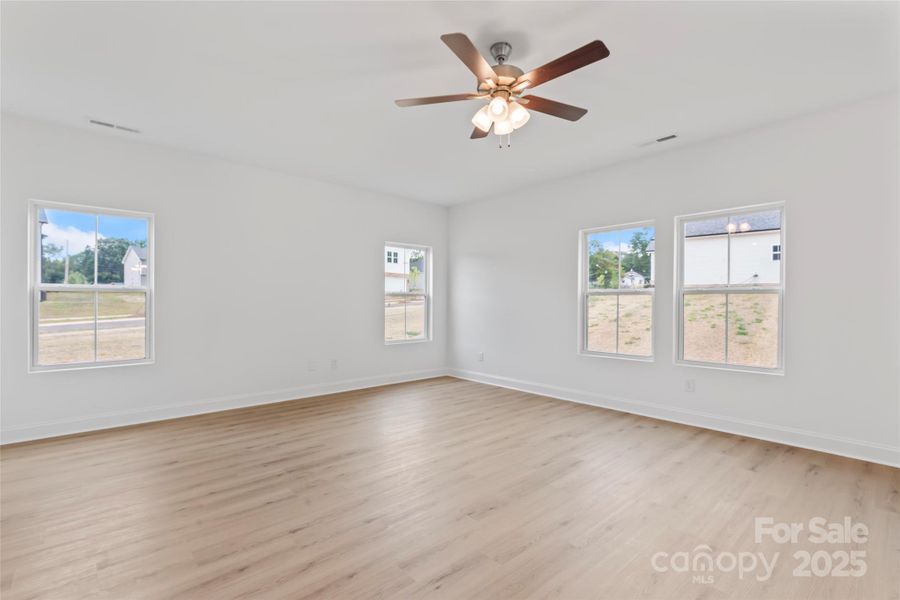 Spacious, unfurnished interior of a new home in , Kannapolis (Image 20). Spacious, unfurnished interior of a new home in , Kannapolis (Image 20).