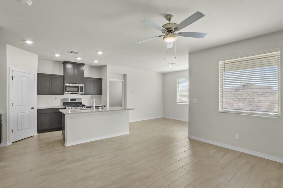 Representative furnished interior of a home built from the Prickly Pear by View Homes in Campo Del Sol, El Paso (Image 13).