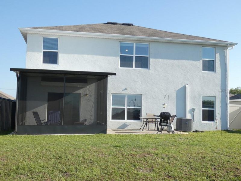 Exterior details and patio area of a home in Brookside, Ruskin (Image 25).