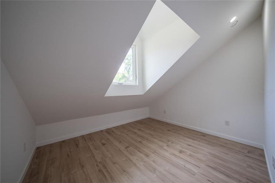 Spacious, unfurnished interior of a new home in , Williston (Image 34).