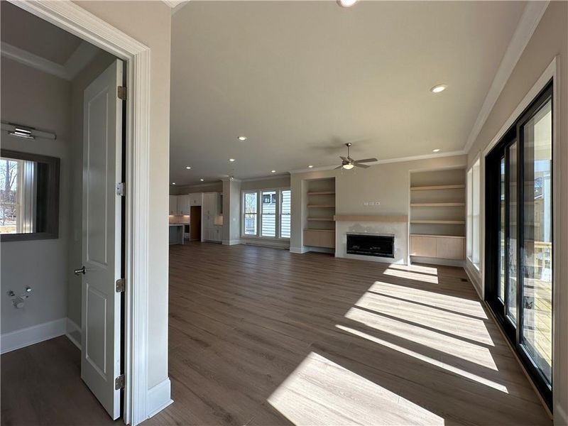 Spacious, unfurnished interior of a new home in Waterside Single Family, Peachtree Corners (Image 26).