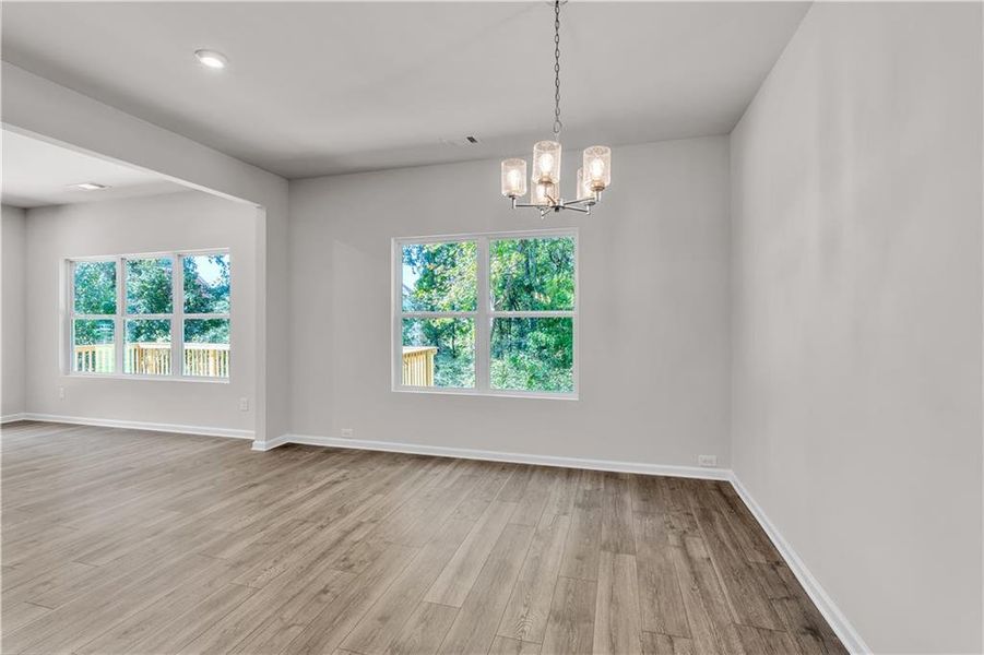 Spacious, unfurnished interior of a new home in Sweetlake Grove, Mableton (Image 10).