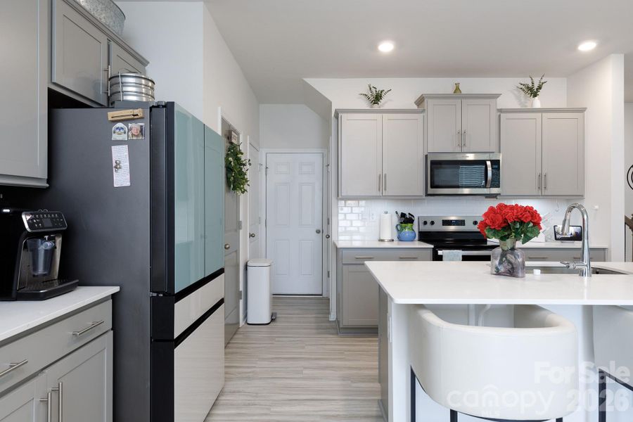 Furnished interior view inside a new home in Fergus Crossing, York (Image 15).