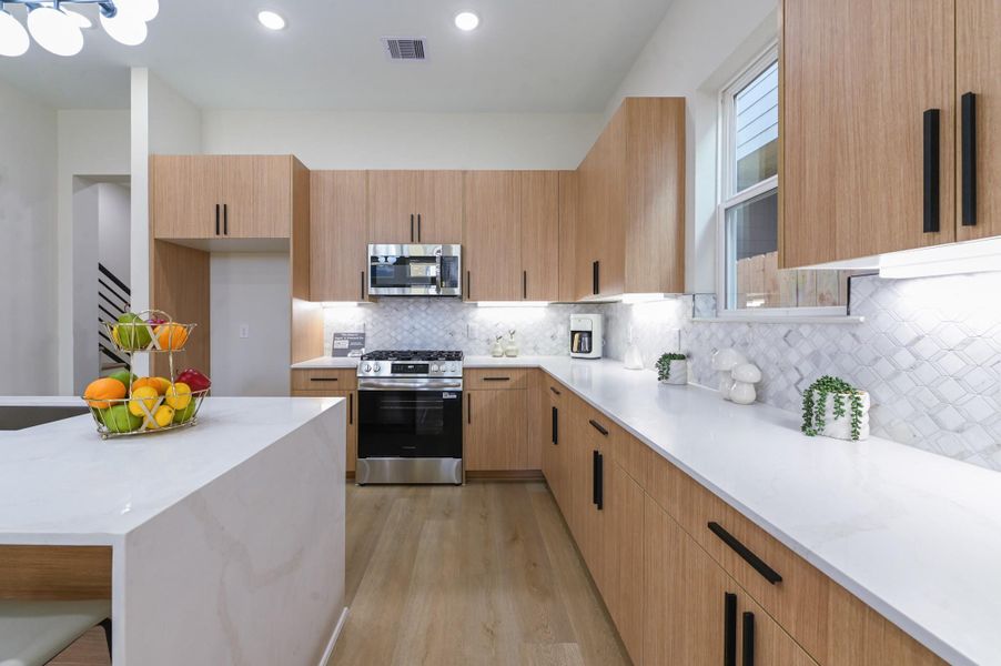 Furnished interior view inside a new home in , Houston (Image 7). Furnished interior view inside a new home in , Houston (Image 7).