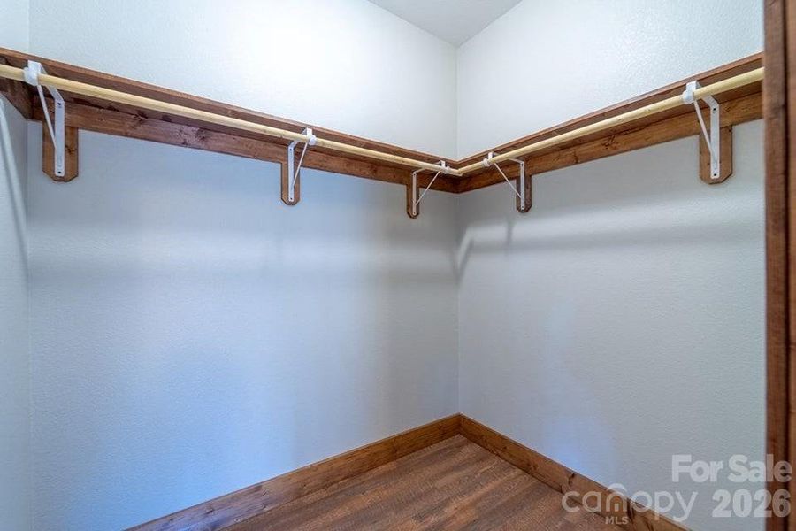 Spacious, unfurnished interior of a new home in , Murphy (Image 16).