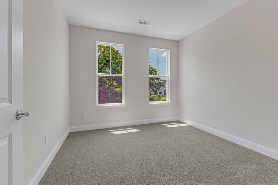 Spacious, unfurnished interior of a new home in Carothers Farms, Nolensville (Image 32).