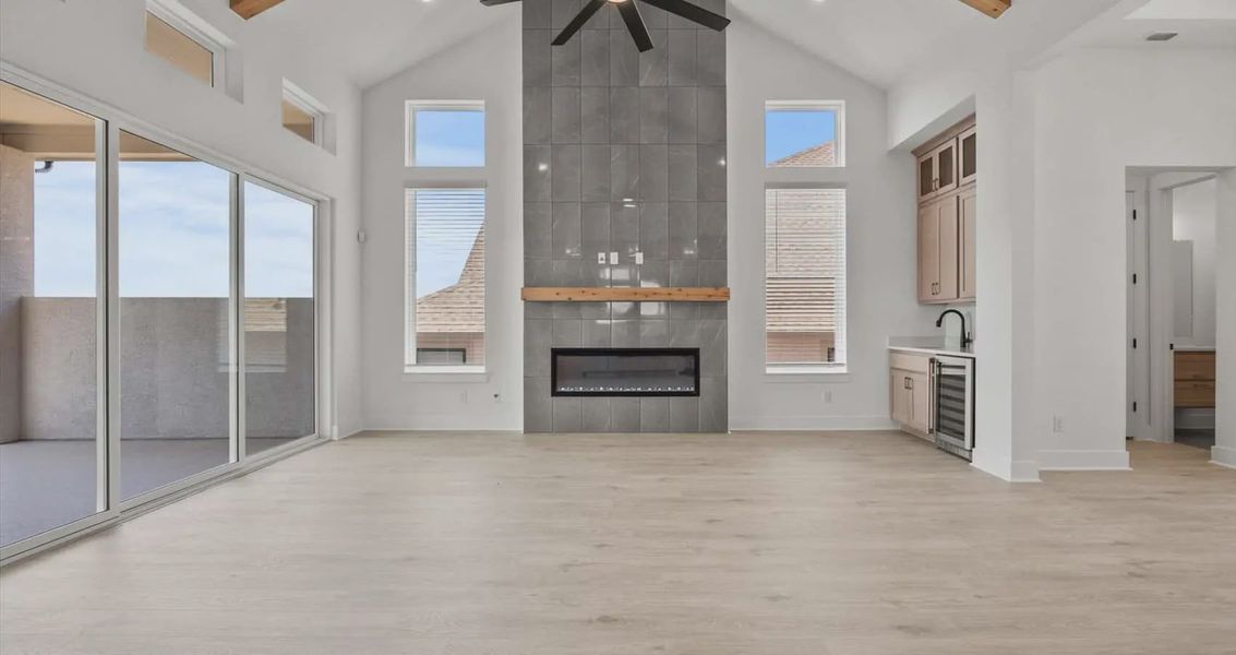 Spacious, unfurnished interior of a new home in Sweetwater, Austin (Image 9).