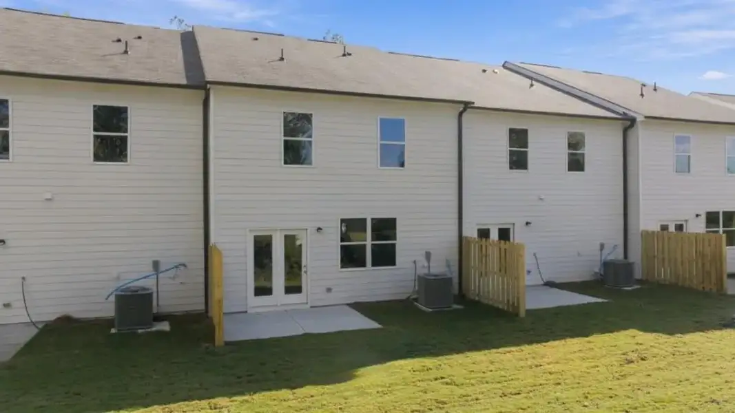 Exterior details and patio area of a home in Hughes Court, Dawsonville (Image 3).