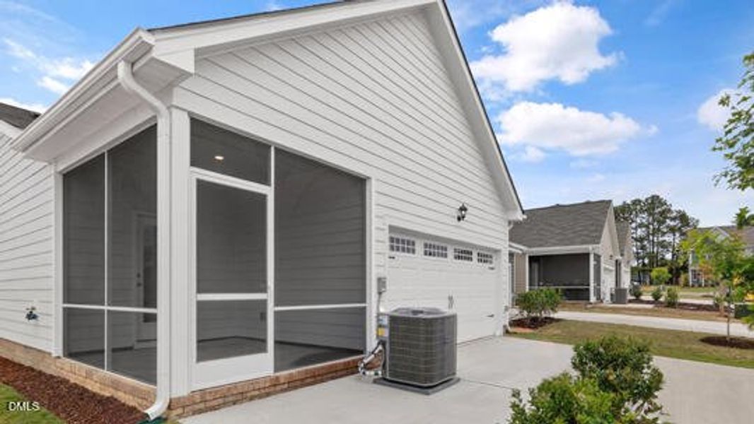 Haywood C_266_White_SPEC_35 Haywood C_266_White_SPEC_35