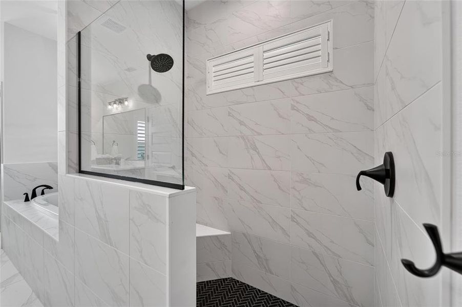 Close-up of interior finishes inside a home in , Lakeland (Image 24). Close-up of interior finishes inside a home in , Lakeland (Image 24).