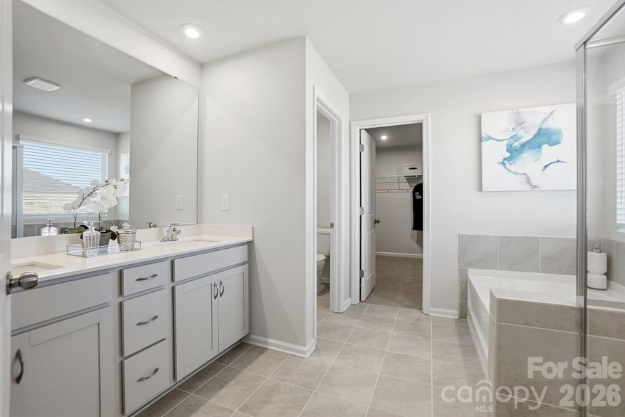Furnished interior view inside a new home in Waxhaw Landing, Monroe (Image 15).