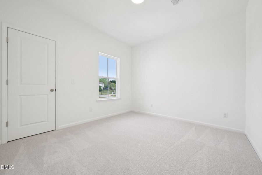40-web-or-mls-Emeline Wy-S2703-040