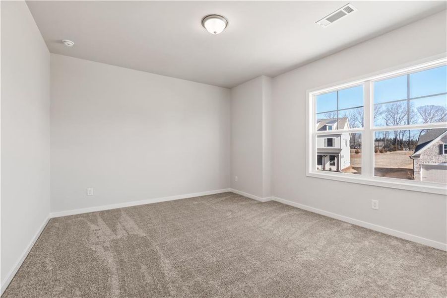 Spacious, unfurnished interior of a new home in Rosewood Lake Estates, Hoschton (Image 19).