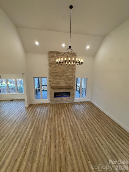 Spacious, unfurnished interior of a new home in , Hickory (Image 26).