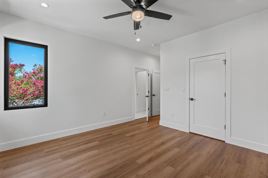 Spacious, unfurnished interior of a new home in , Austin (Image 18).