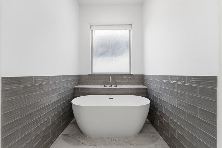 Image 29 of a home in Green Meadows.