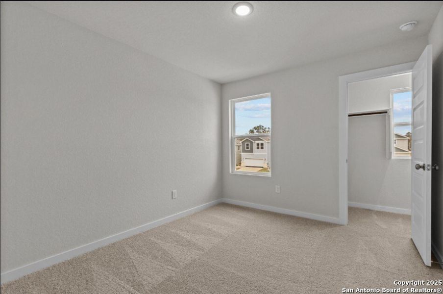 Spacious, unfurnished interior of a new home in Summerlin, San Antonio (Image 15). Spacious, unfurnished interior of a new home in Summerlin, San Antonio (Image 15).