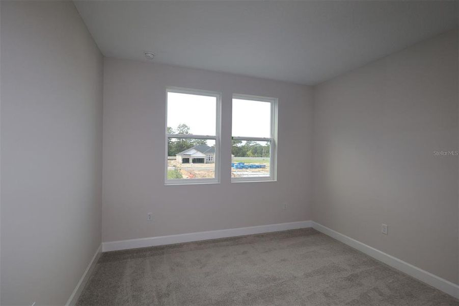 Spacious, unfurnished interior of a new home in Willow Run, Apopka (Image 7).