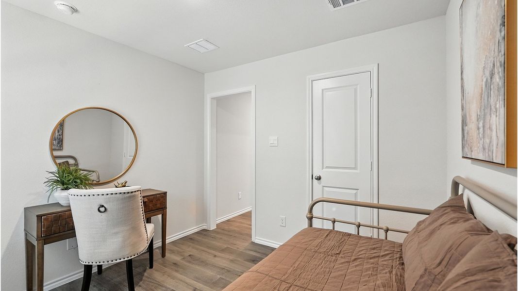 Representative furnished interior of a home built from the Huntsville by D.R. Horton in The Reserve at Timber Creek, Lindale (Image 37).