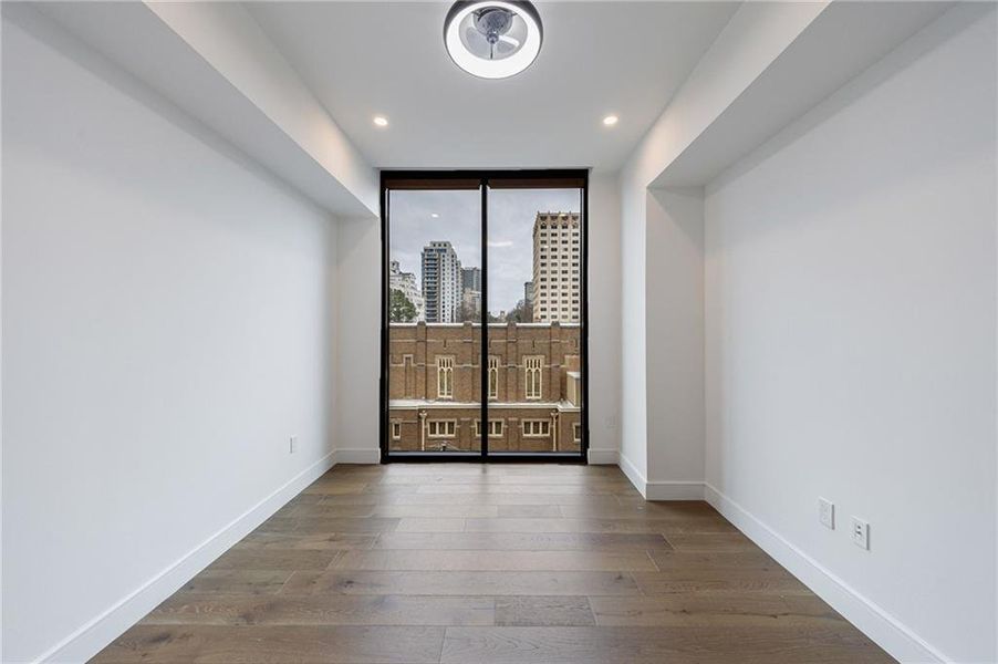 Spacious, unfurnished interior of a new home in The Dillon Buckhead, Atlanta (Image 23).