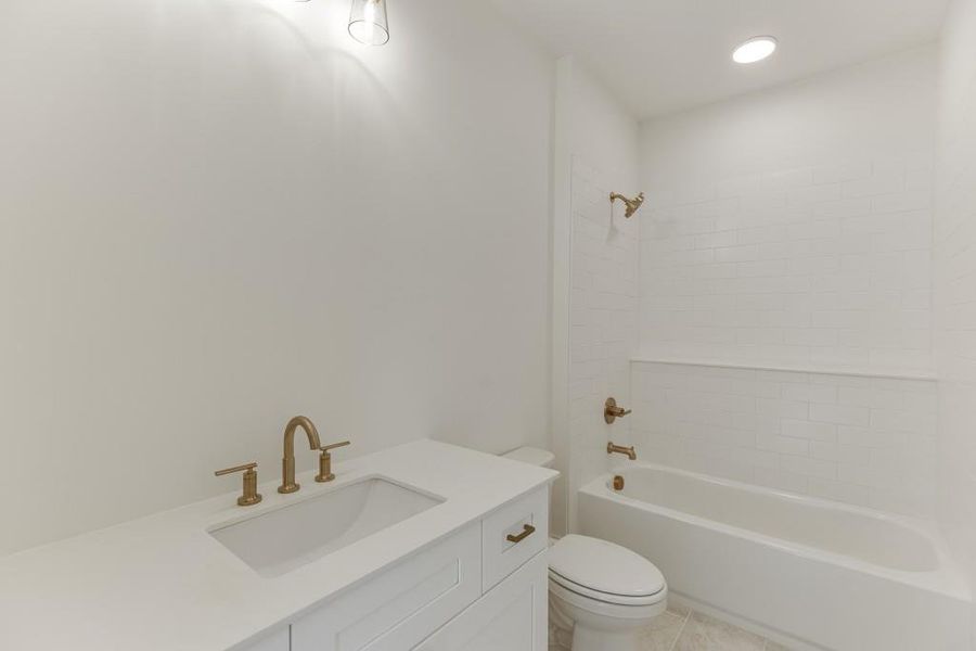 Image 53 of a home in .