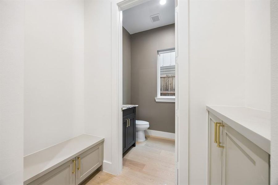 Furnished interior view inside a new home in , Dallas (Image 37).