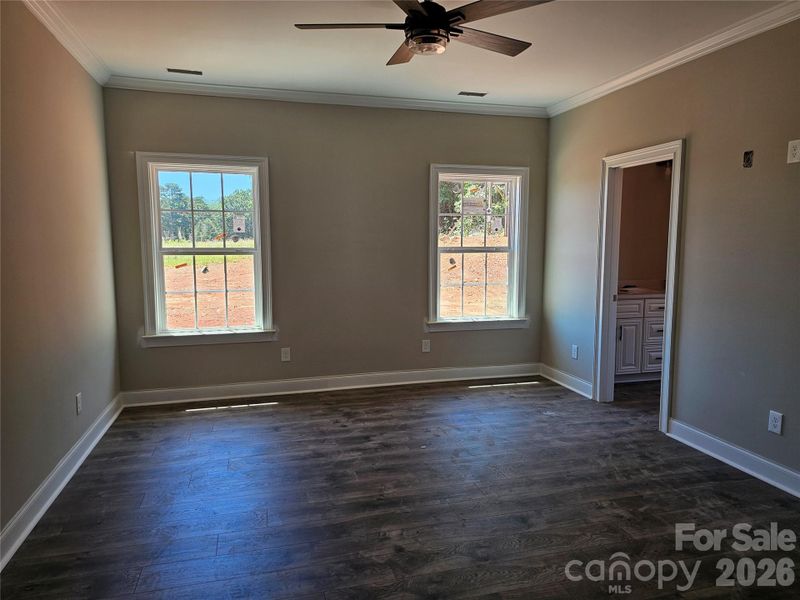 Spacious, unfurnished interior of a new home in , Lancaster (Image 6).