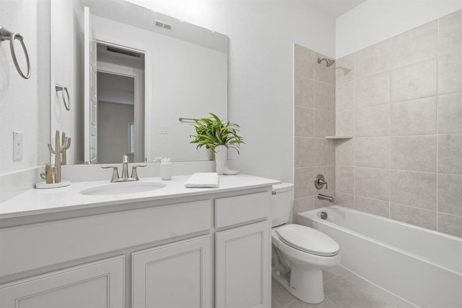 Furnished interior view inside a new home in Gideon Grove, Rockwall (Image 16). Furnished interior view inside a new home in Gideon Grove, Rockwall (Image 16).